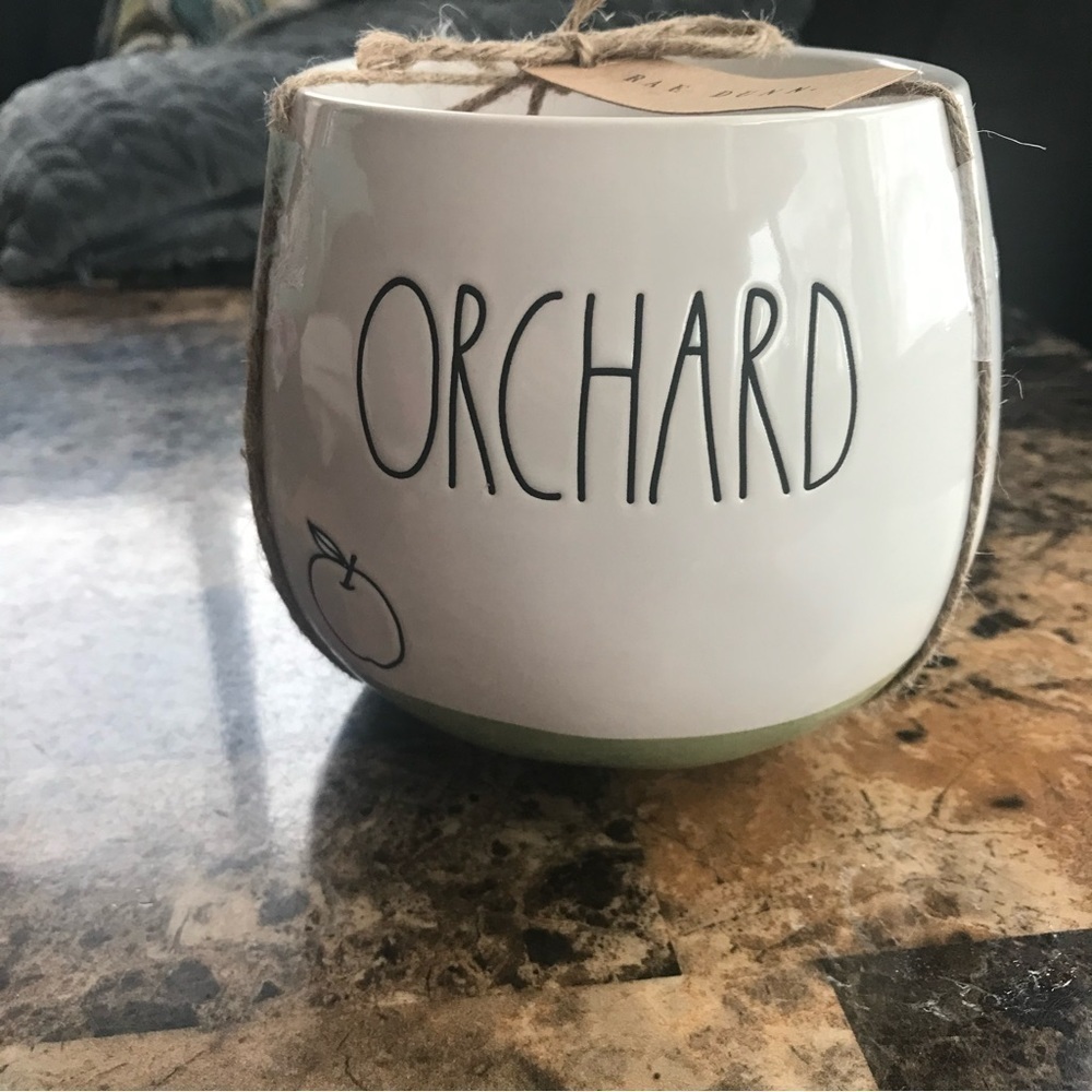 𝅺Rae dunn ORCHARD large planter pot